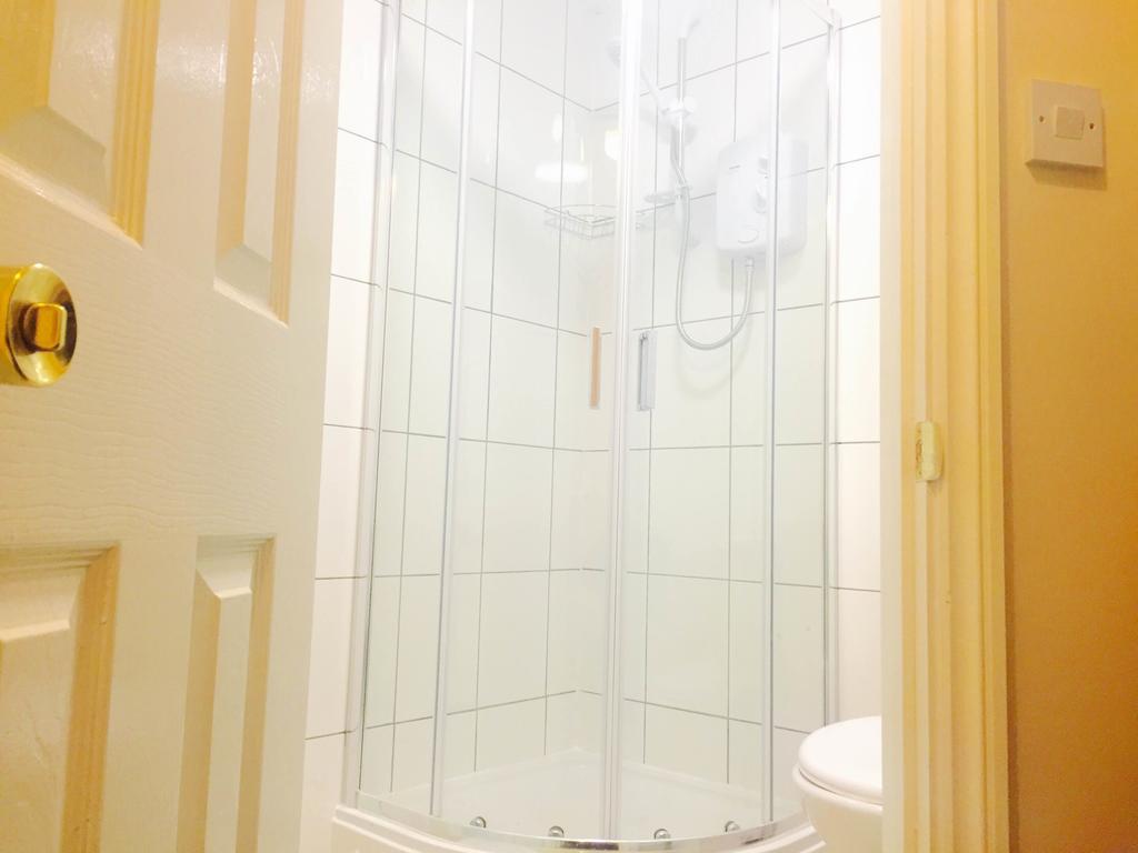 Southend Inn Hotel - Close To Beach, Train Station & Southend Airport מראה חיצוני תמונה